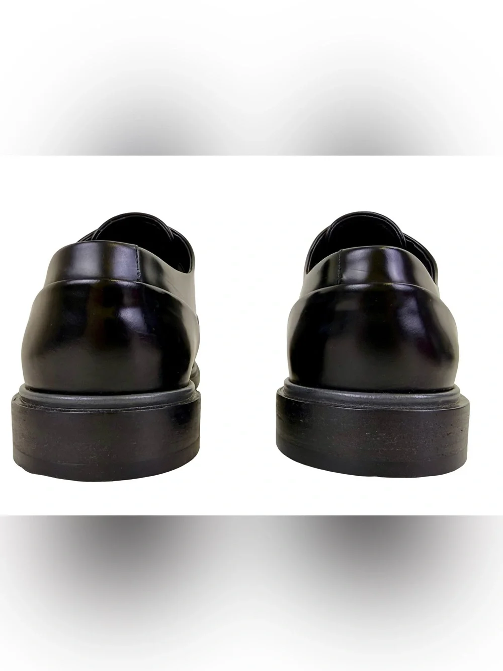 LOUIS VUITTON BLACK LEATHER CAP-TOE DERBYS
